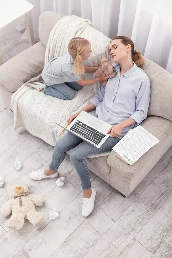 Exhausted Lebanese Moms: Here’s How to Get 5 Extra Minutes of Sleep! - BEBE